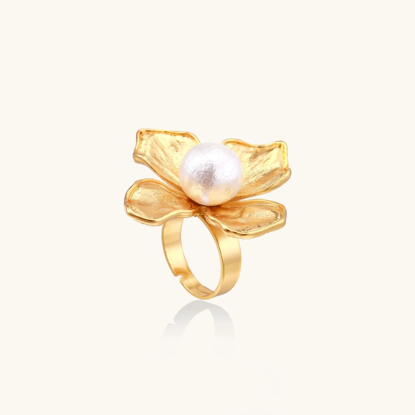 Blooming Pearl Statement Ring - nuara