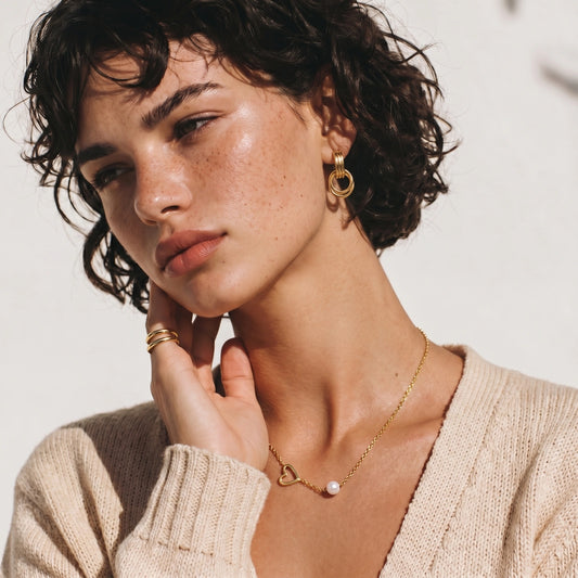 Pearl Heart Embrace Necklace - nuara
